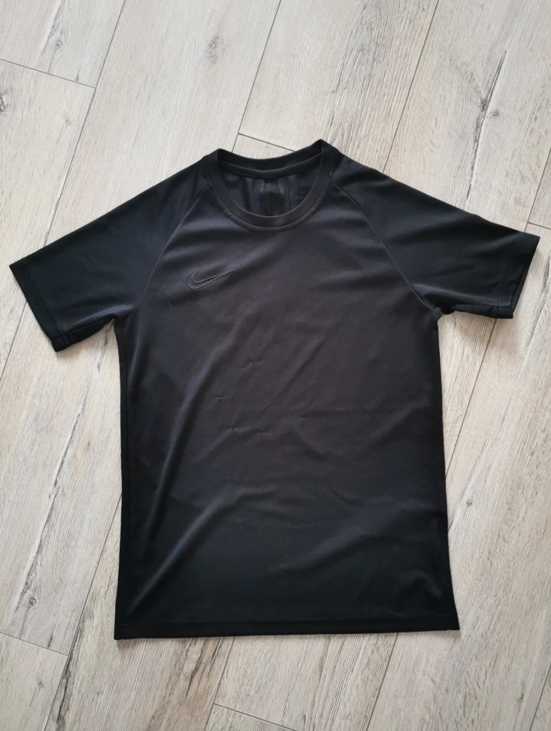 T-shirt chłopięcy nike dri-fit