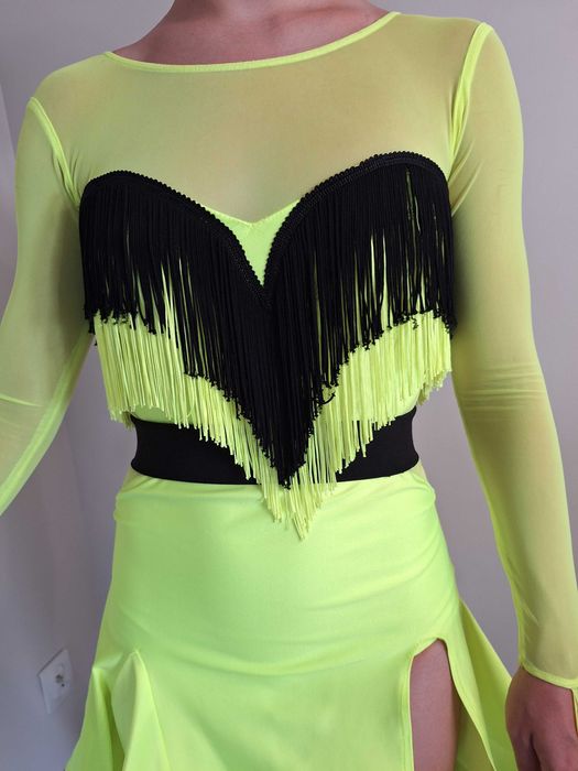 Sukienka do tańca latino żółta neonowa z czarnym niezdobiona