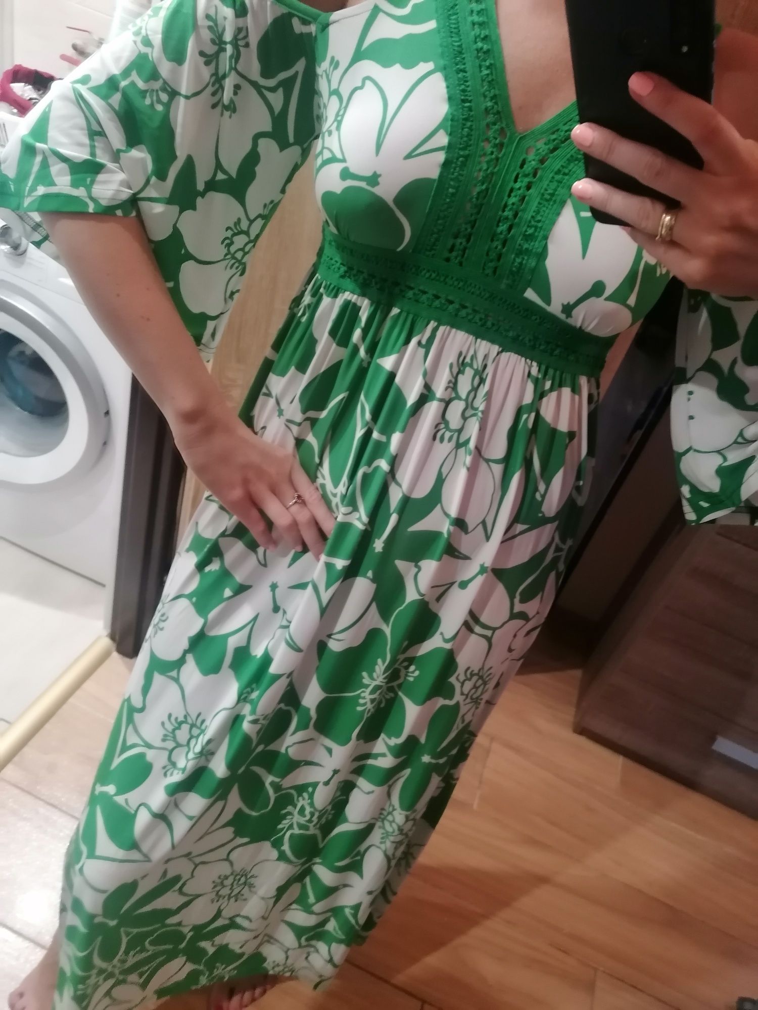 Sukienka maxi kwiaty boho zielona Wyciecia