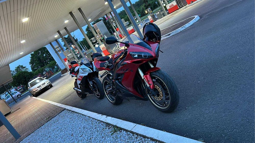 Yamaha R1 RN12 2006r CARBON TOCE