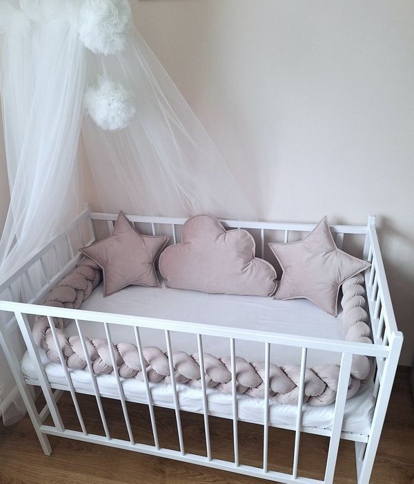 Ochraniacz warkocz do łóżeczka na szczebelki plus poduszki