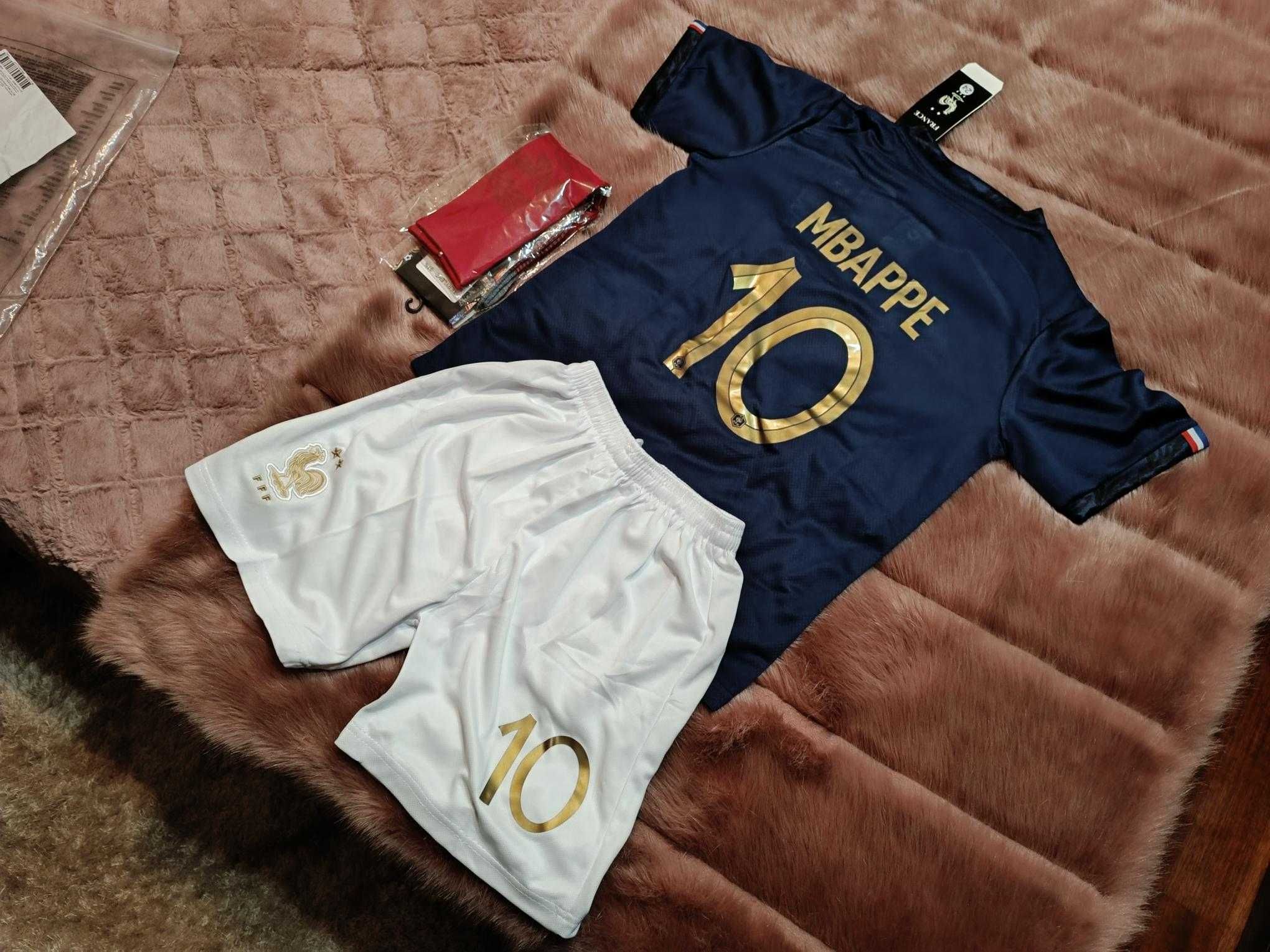 Equipamento camisola Criança MBAPPE 10 | FRANÇA | NOVO