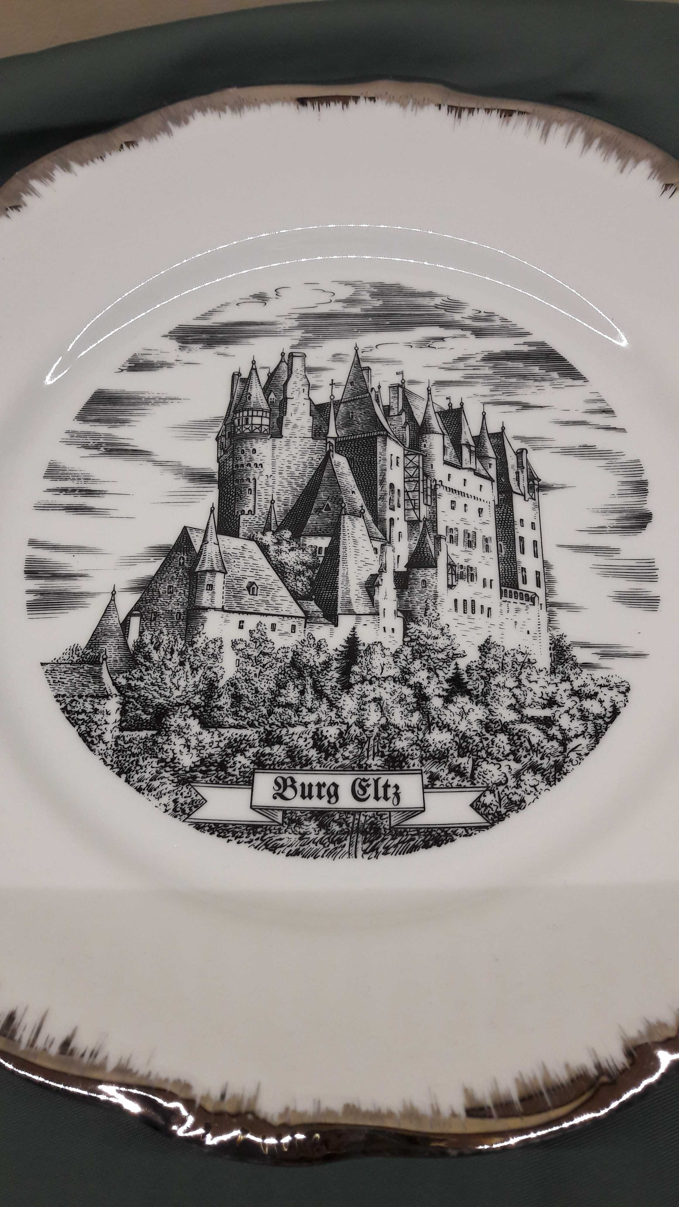Talerz – zamek Burg Eltz