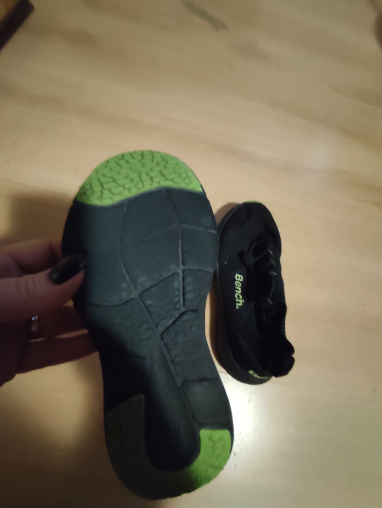 Sprzedam buty chłopięce Bench rozmiar 34