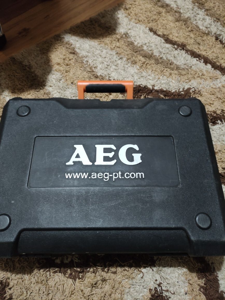 Wkrętarka AEG BS 12G komplet