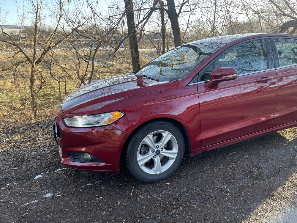 Ford Fusion 2013 2.5 бензин