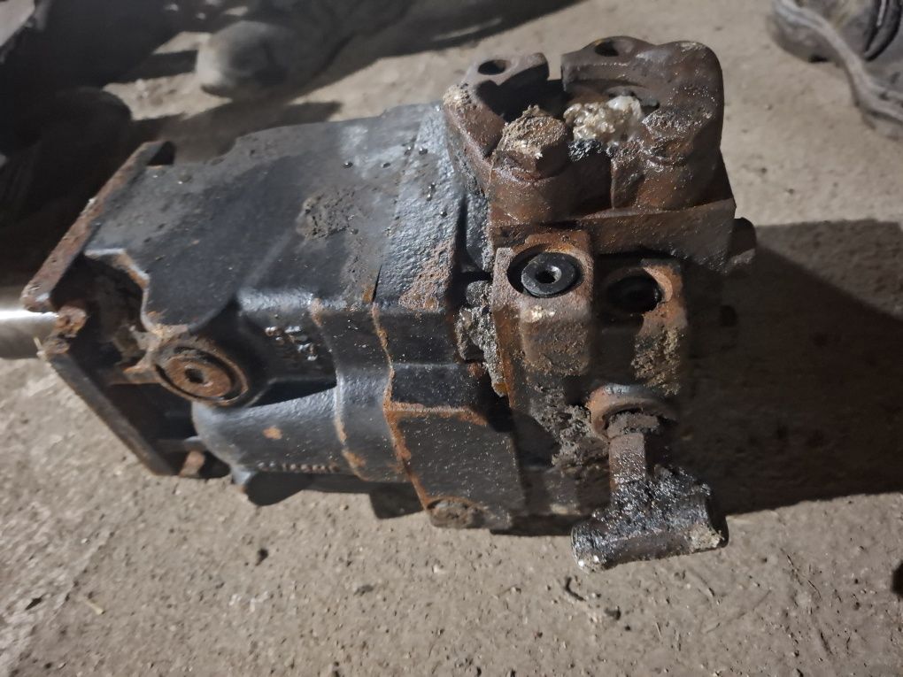 Pompa jazdy   sauer danfoss JRLS75 koparka kombajn ładowarka tulej