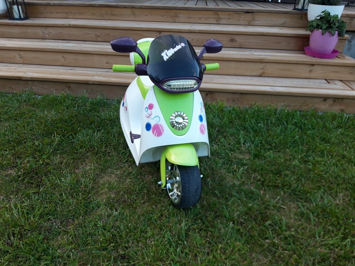 Jeździk motor skuter Xiao akumulator