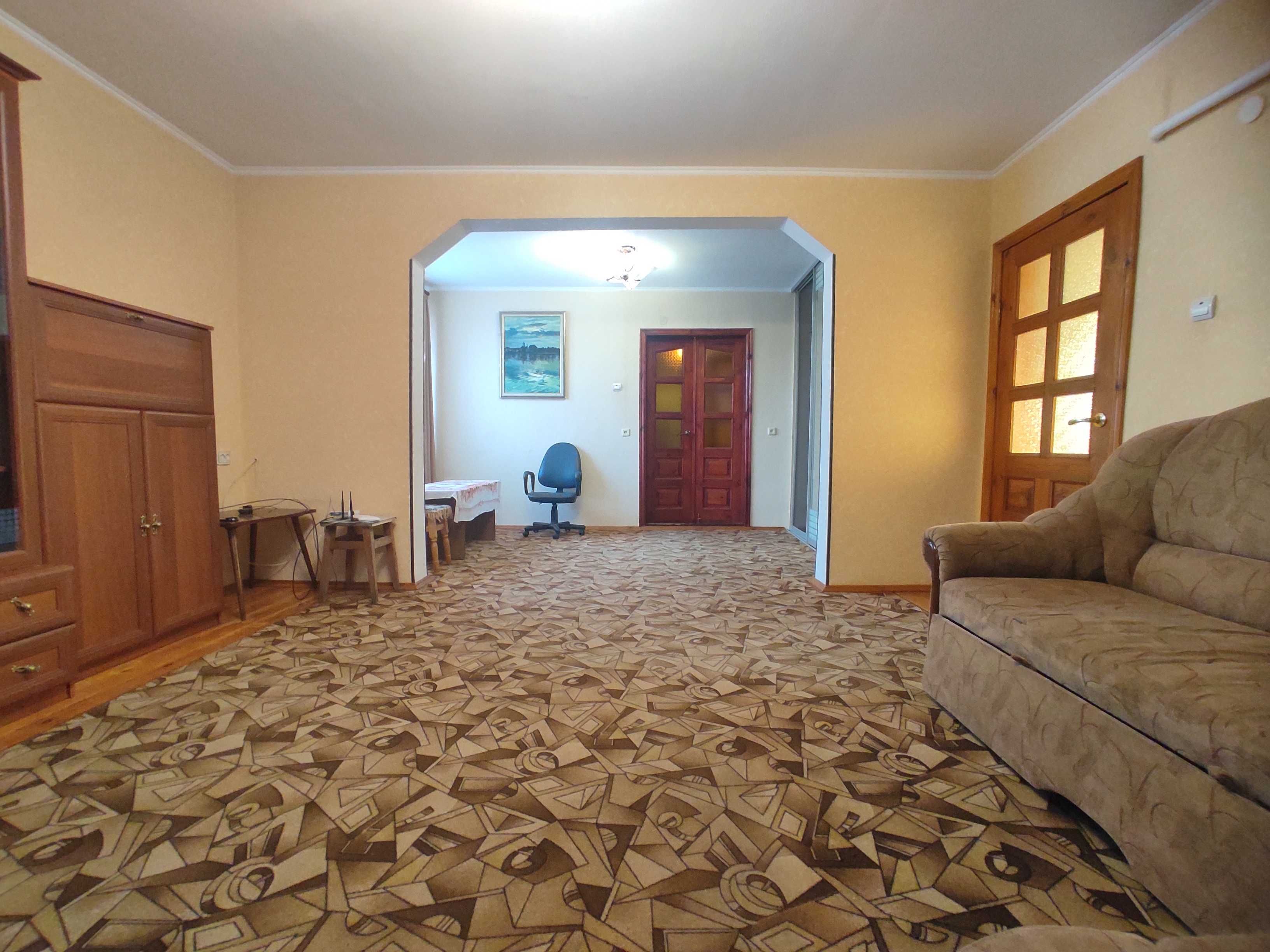 Продаж будинку (100м2+16сот). Житловий стан. Центр, Харківська 16км