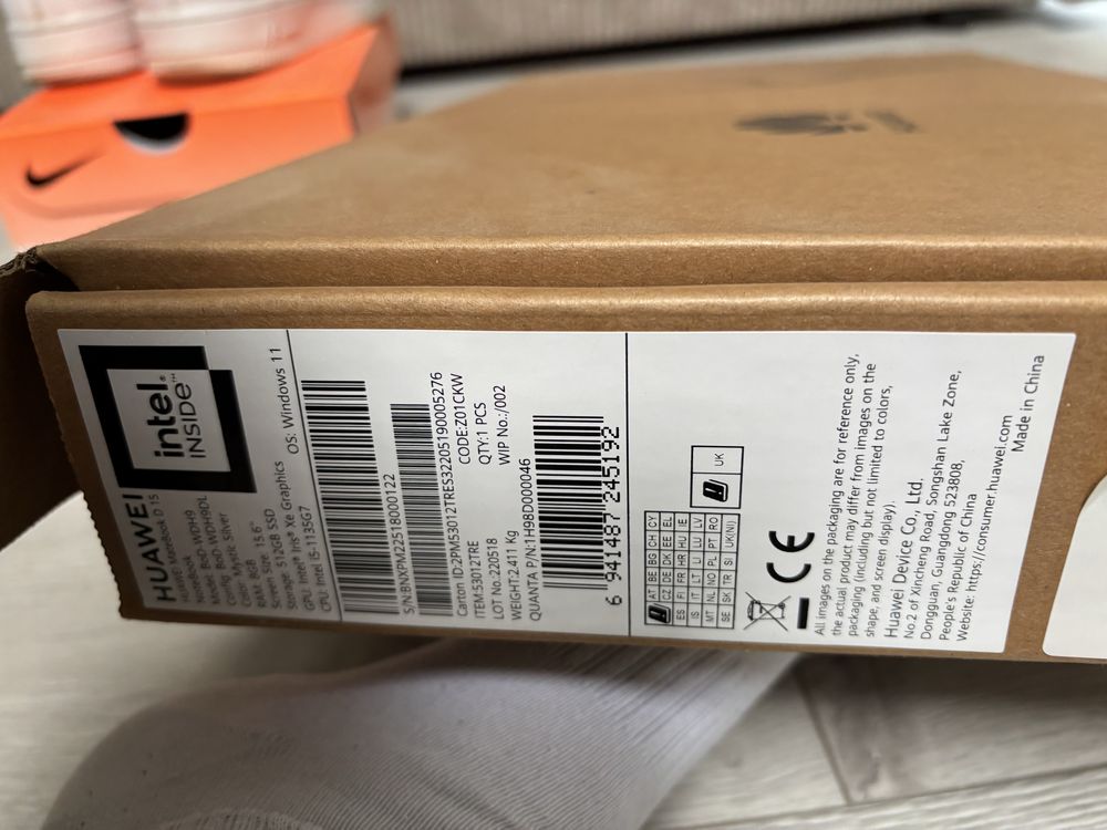 Latop huawe matebook D15 srebrny