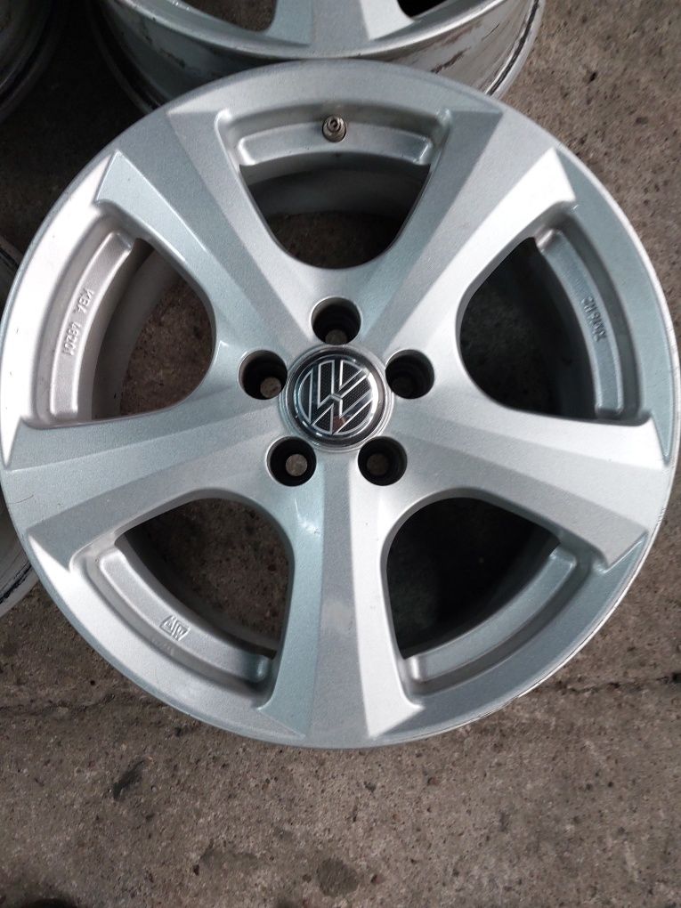 Felgi aluminiowe Alu felgi VW GOLF octavia toledo 5x100 7J16H2 ET38