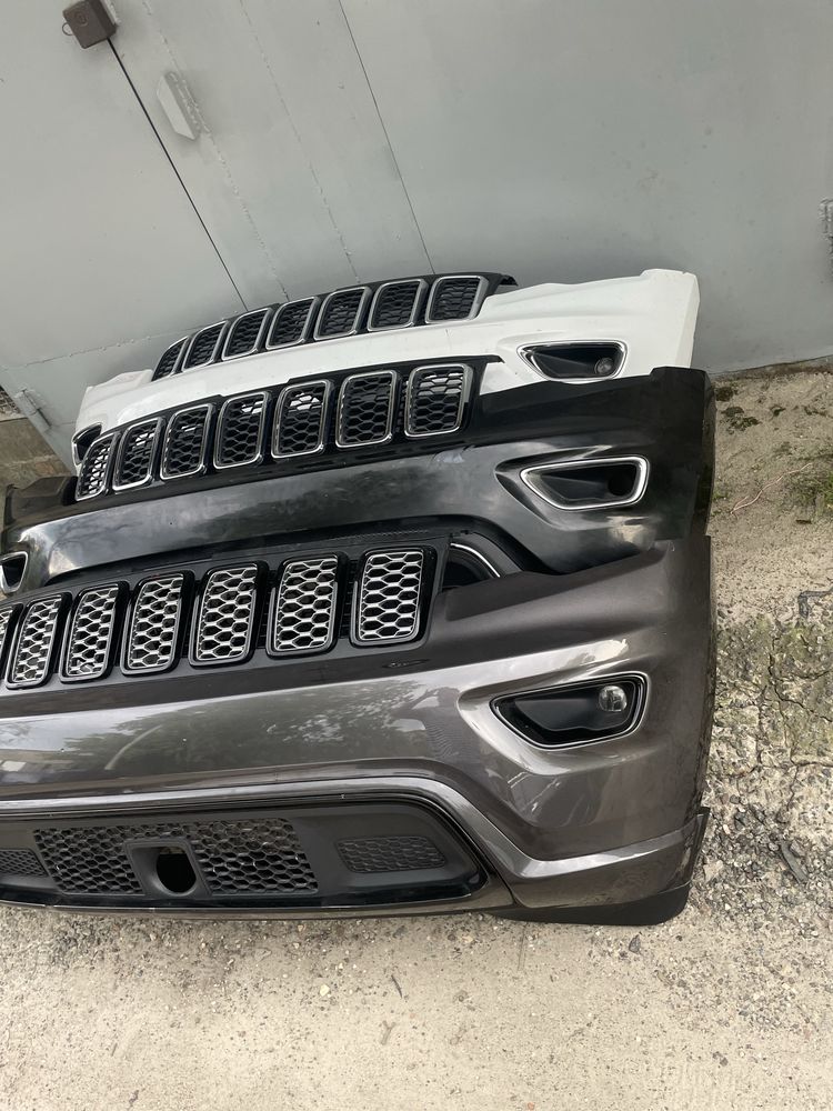 Бампер Jeep Grand Cherokee