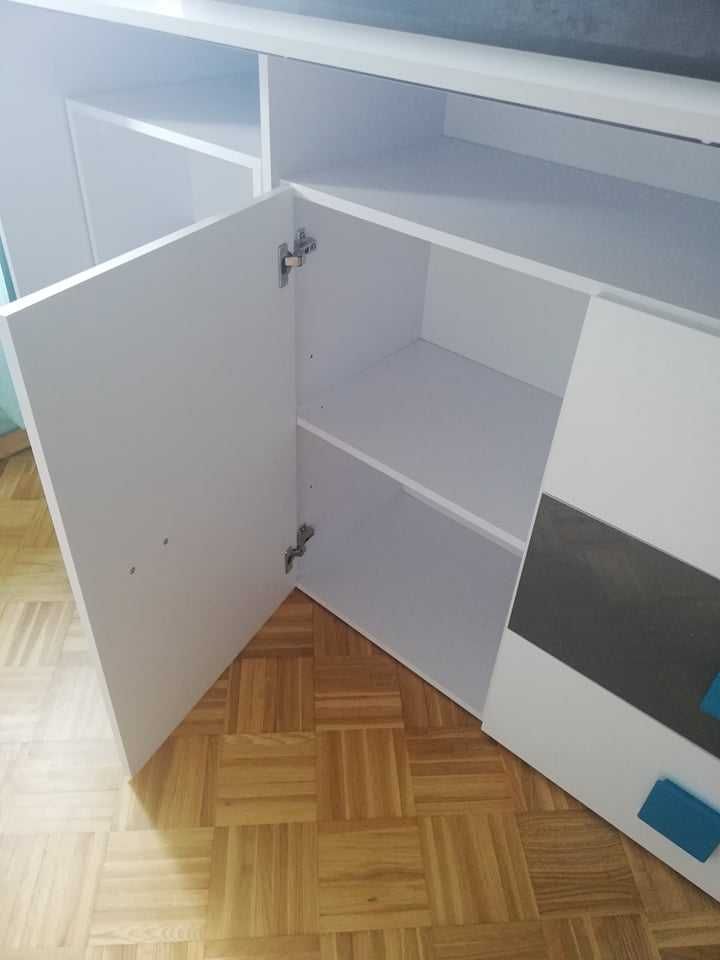 Łóżko piętrowe antresola z biurkiem