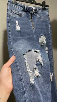 Жіночі джинси скіні з потертостями, рвані New Look