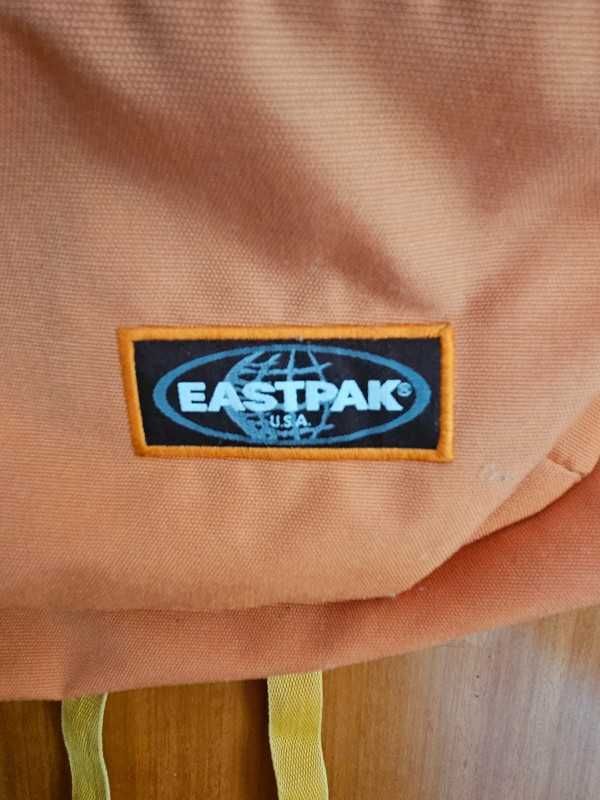Mochila Eastpak Laranja