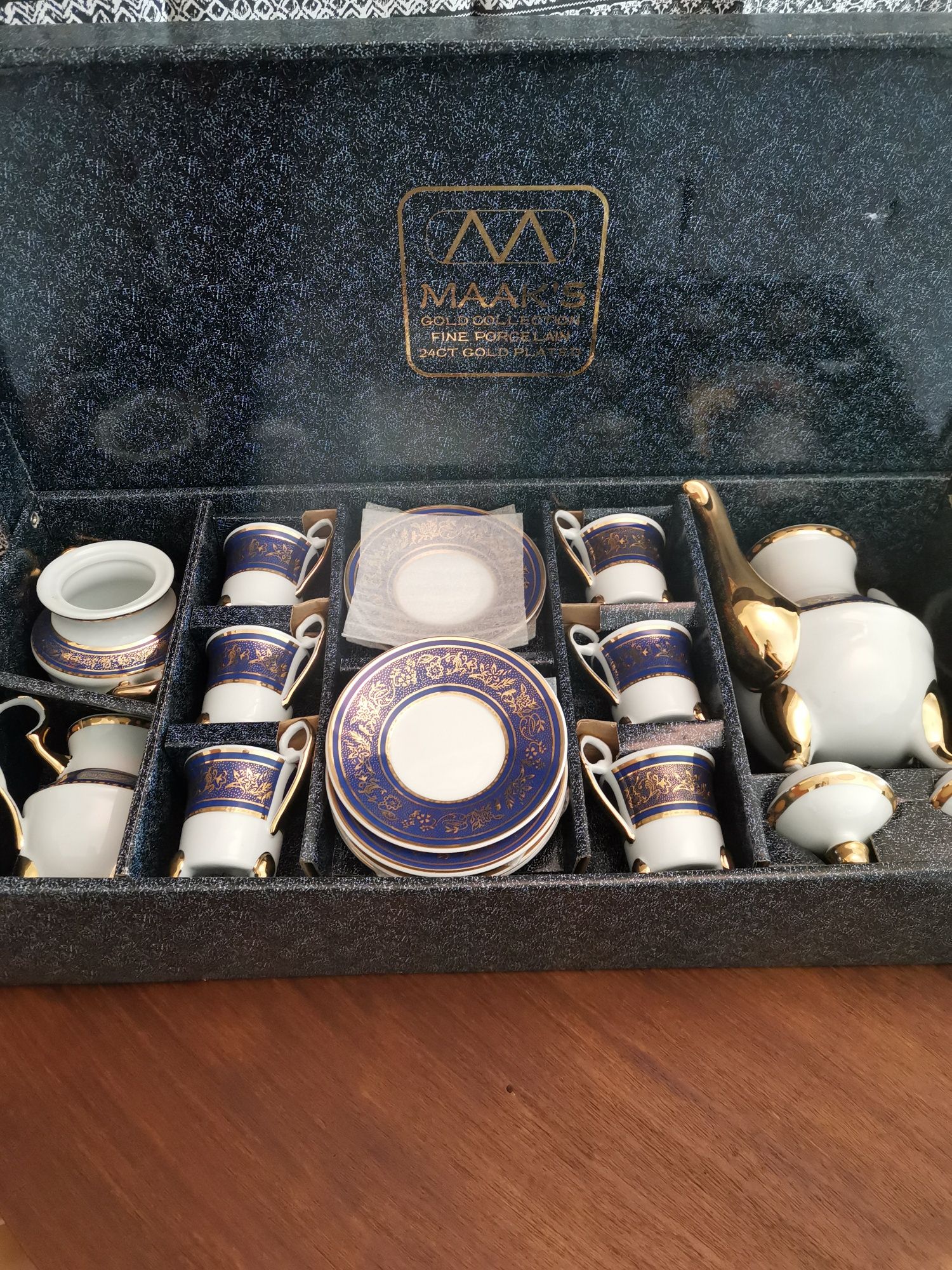 Conjunto de café antigo