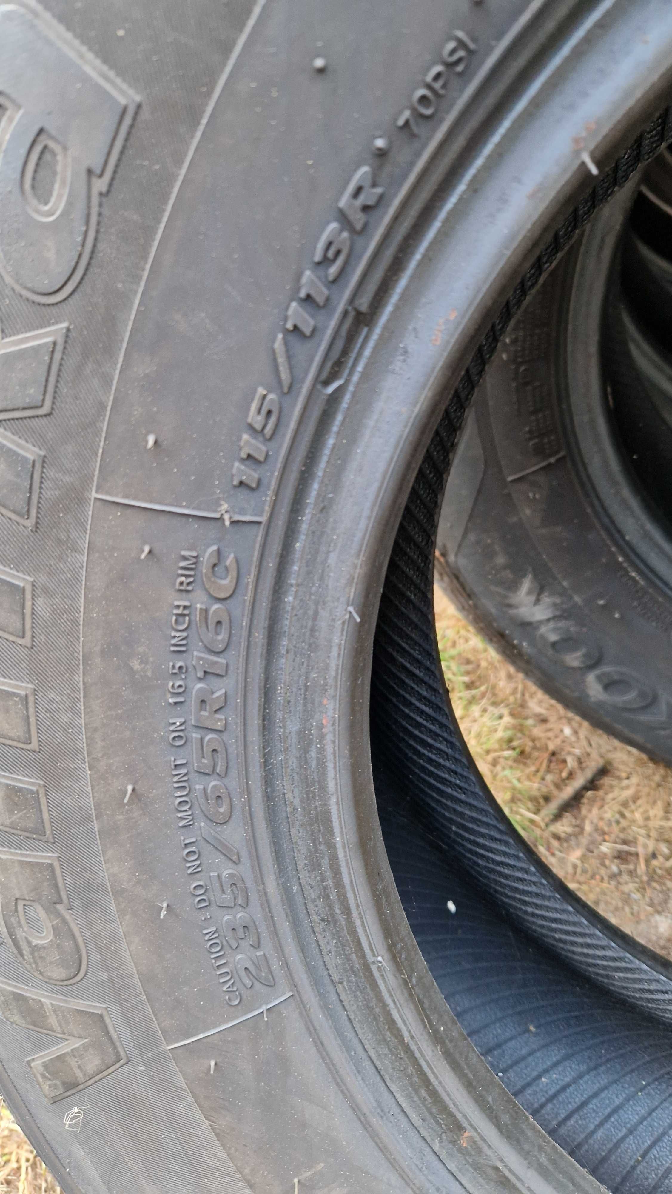Sprzedam opony używane letnie do busa KLEBER I HANKOOK