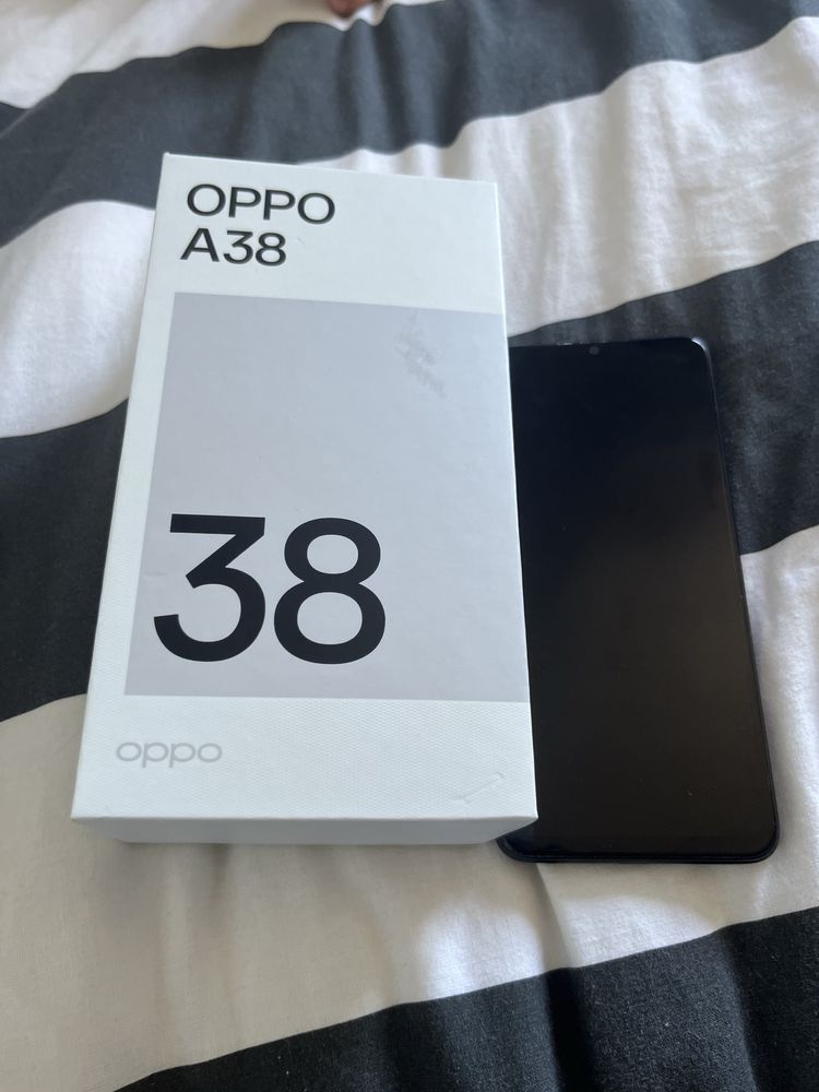 Oppo A38 Glowing Black