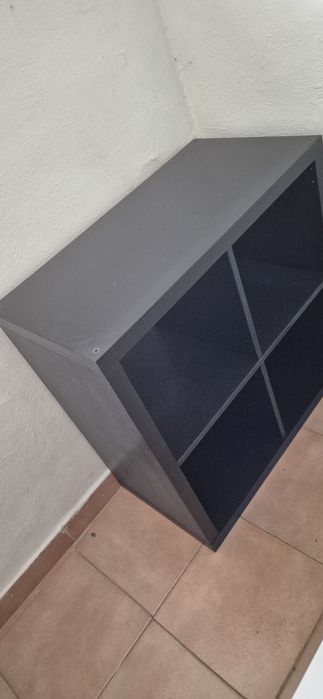 Estante Kallax preta 77x77cm nova
