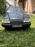 Mercedes Benz W124 e220