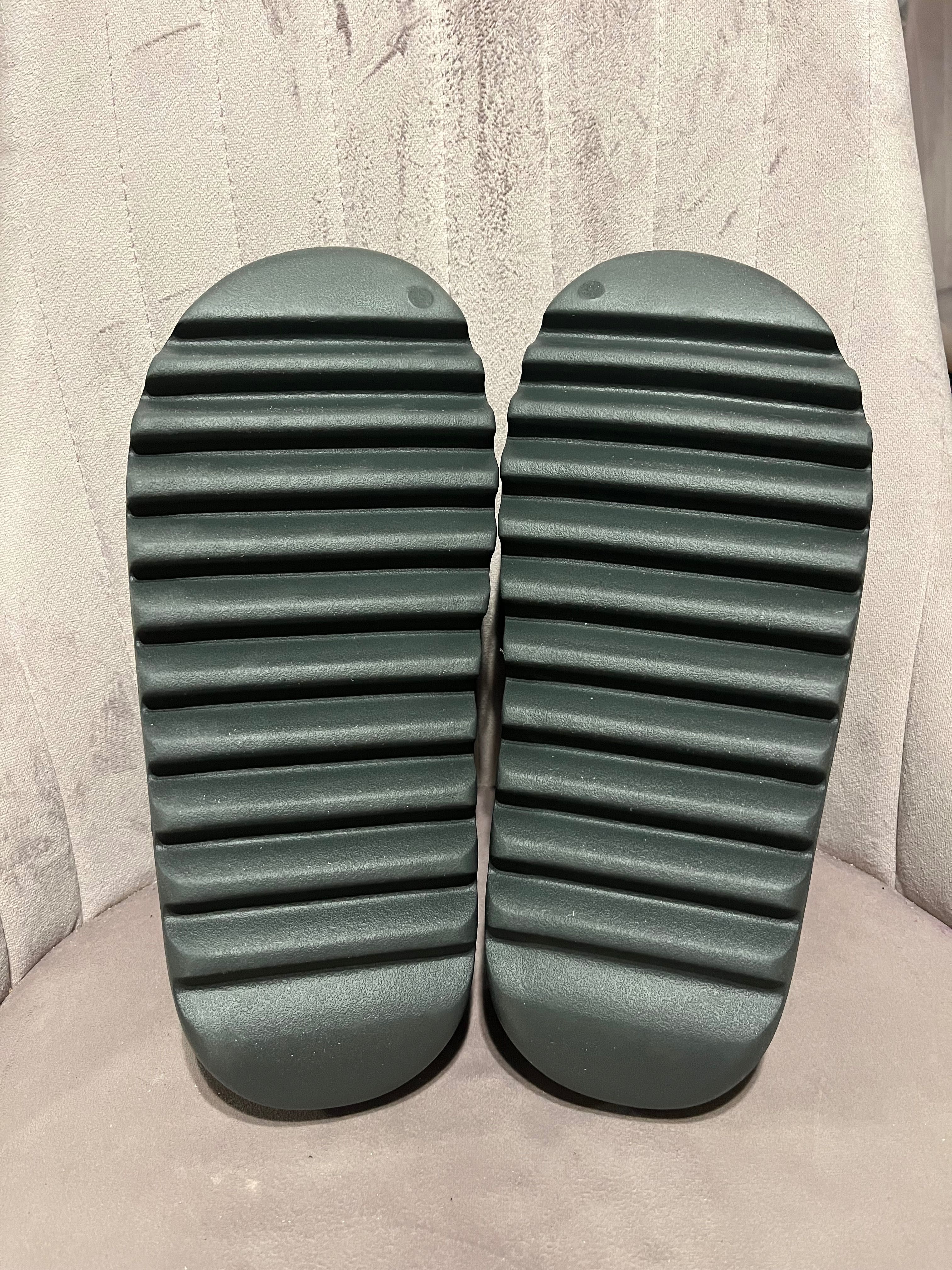 Yezzy slide dark onyx