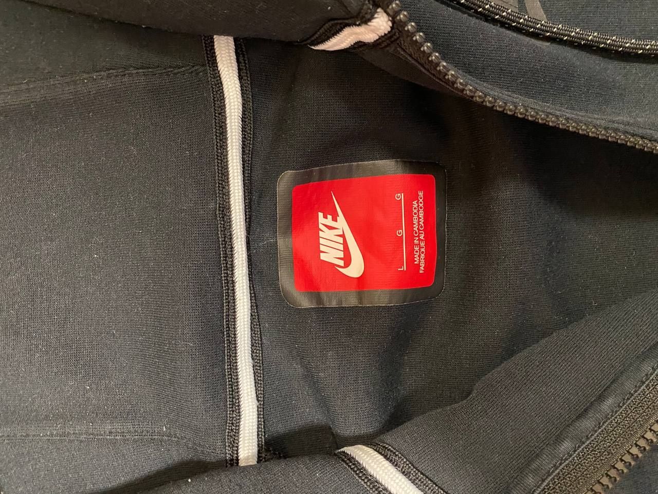 Зипка Nike Tech Fleece