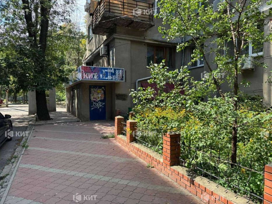 Продажа магазина-офиса в центре Харькова на пр. Правды, 264 м2, 129703