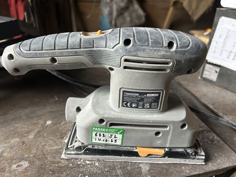 Шліфмашинка Titan