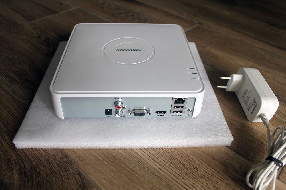 16 канальный fullHD NVR Hikvision