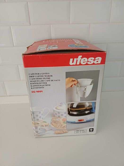 Máquina de Café Filtro UFESA CG1601 Capriccio - Nova