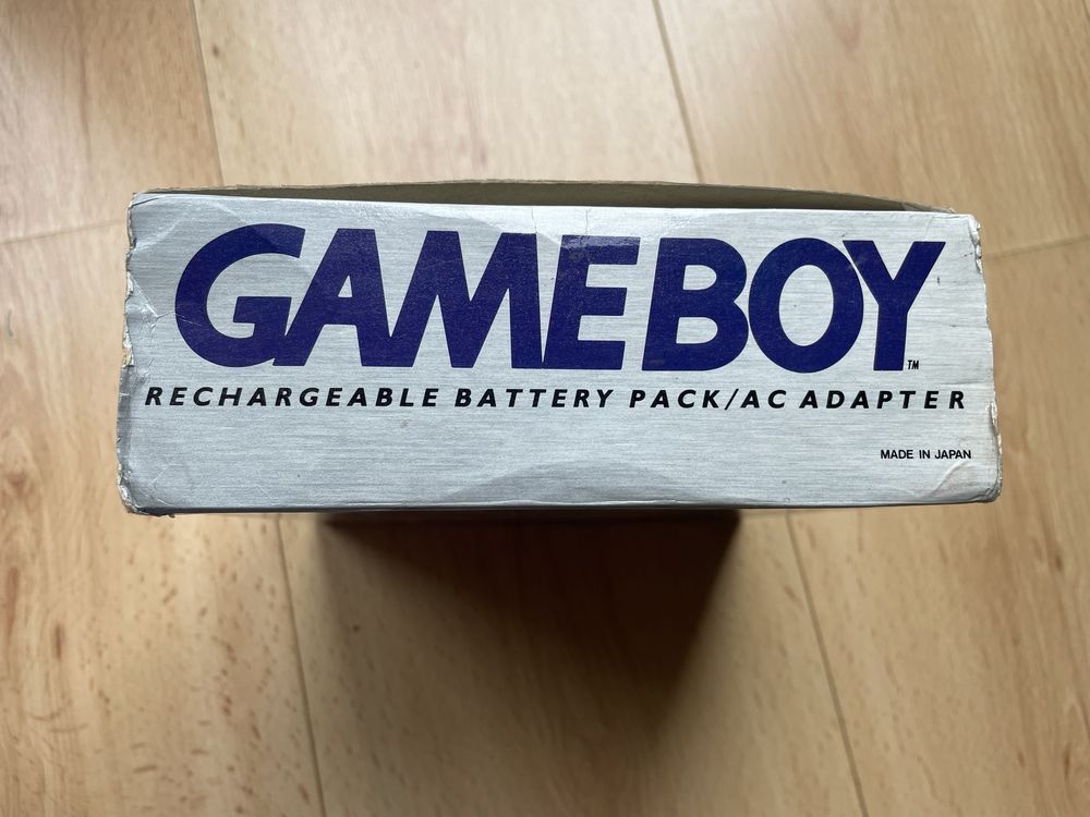 Rechargable battery pack/ac adapter Gameboy