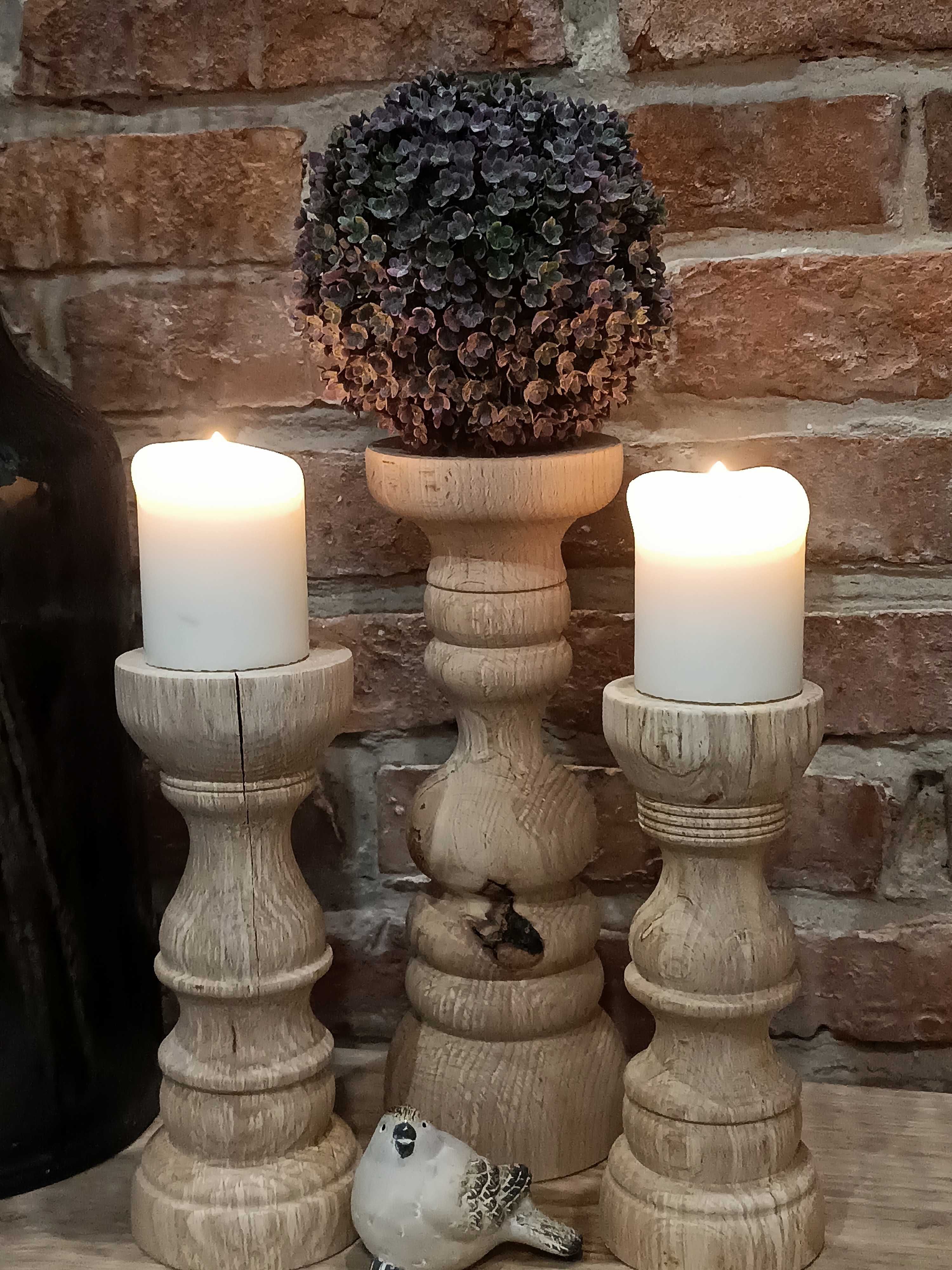 Świeczniki z litego drewna wykonane ręcznie