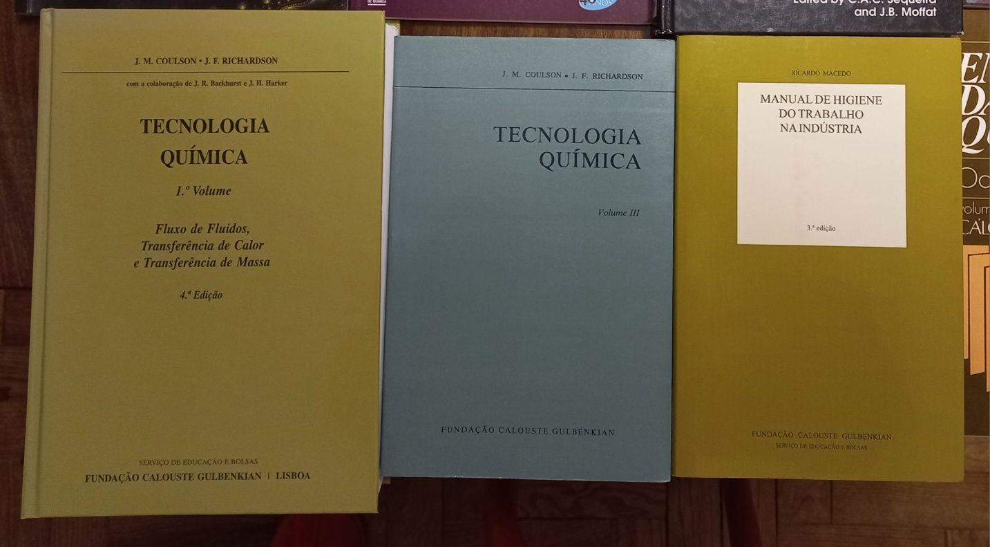 Livros de engenharia química, nanotecnologia e microbiologia