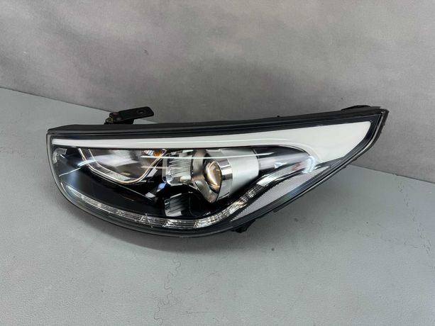 Hyundai IX35 Lift 2013- Lampa Przód Przednia Lewa H7+LED Europa