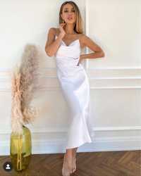 Сукня біла сатинова міді розмір М