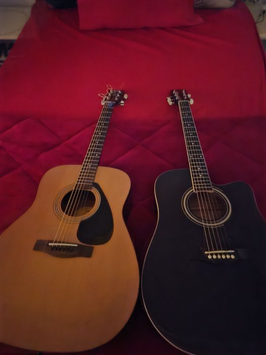 Vendo 2 violão e um vibralegs