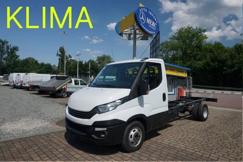 Iveco 35C16 rama skrzynia wywrotka izoterma żuraw HDS  Możliwość nałożenia na samochód dowolnej zabudowy