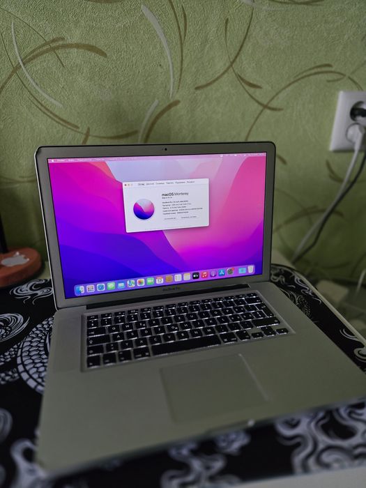 Ноутбуки Apple Macbook A1286 б/у з Щвейцарії