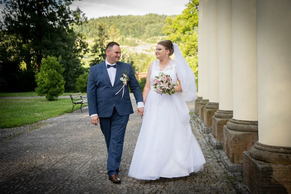 Sprzedam suknię ślubną