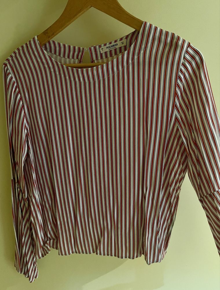 Blusa às riscas de manga comprida