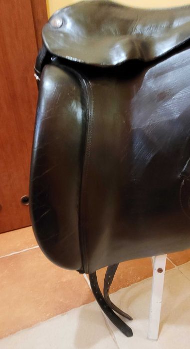 sprzedam Siodło ujeżdżeniowe Hennig siedzisko 18