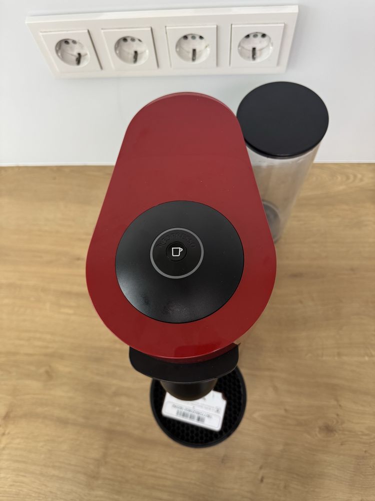 Ekspres kapsułki Nespresso Vertuo DeLonghi ENV150.R czerwony (P)
