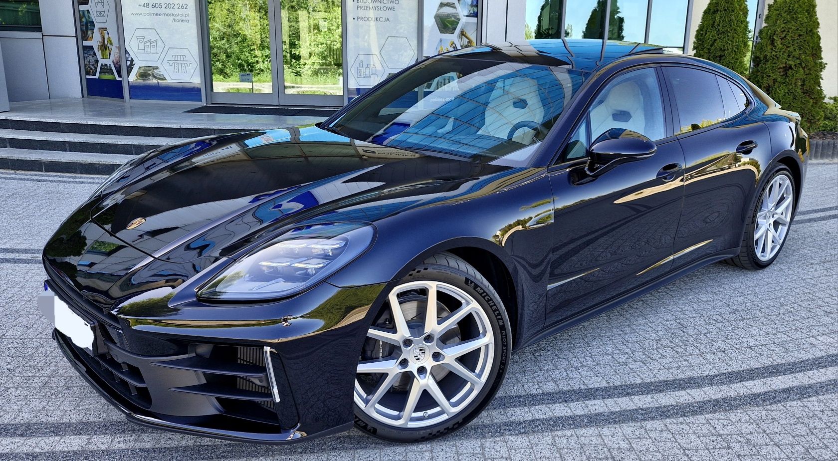 Auto do ślubu - Porsche Panamera 4