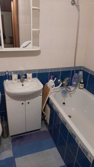 Сдаю 2ку на Добровольского, рядом Северный рынок