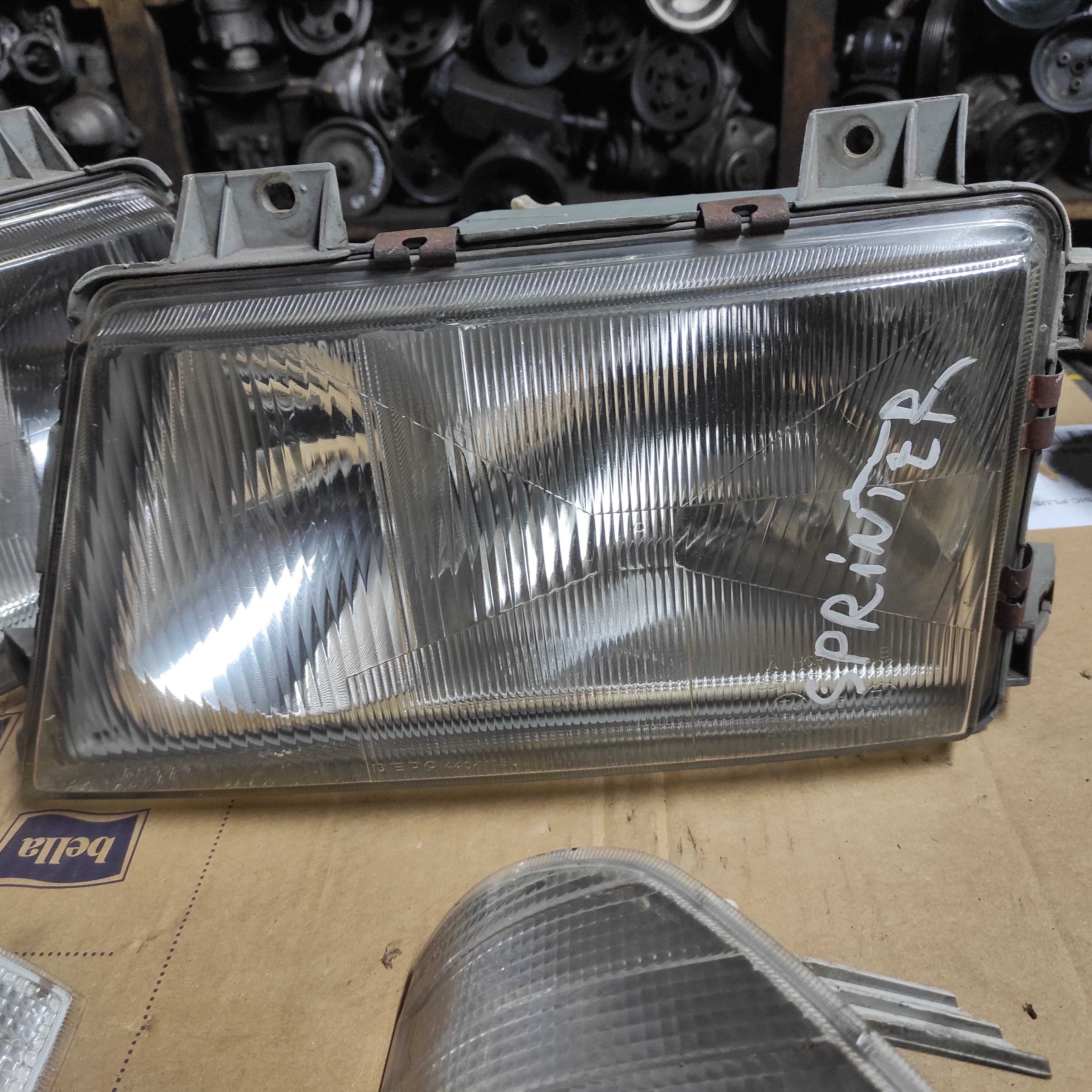 Lampa lampy przód Mercedes Sprinter 95-00 lewa prawa KOMPLET