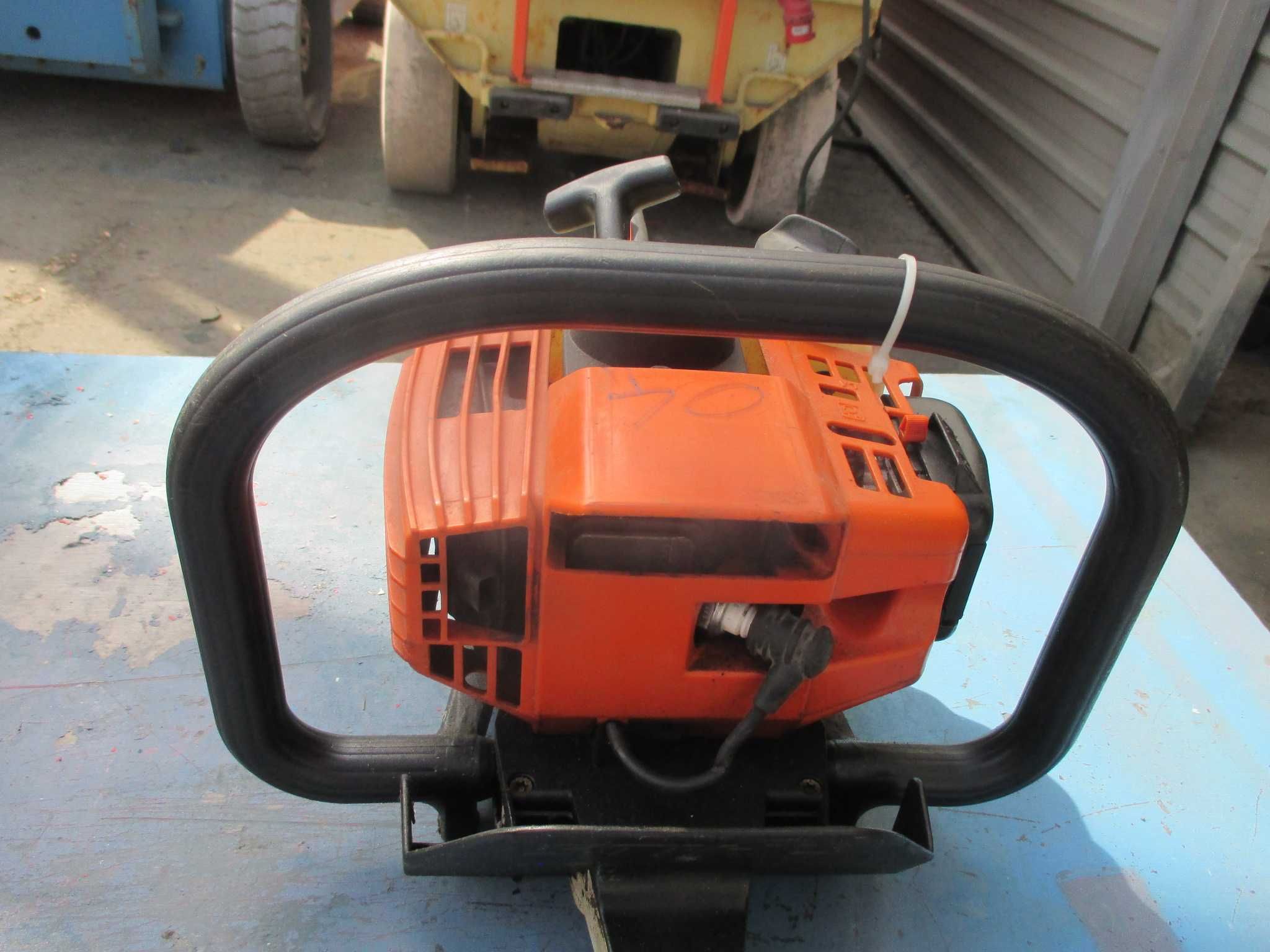 Nożyce spalinowe do żywopłotu Stihl HS80