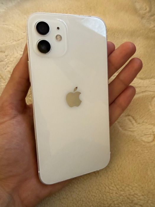 Iphone 12 64GB usado