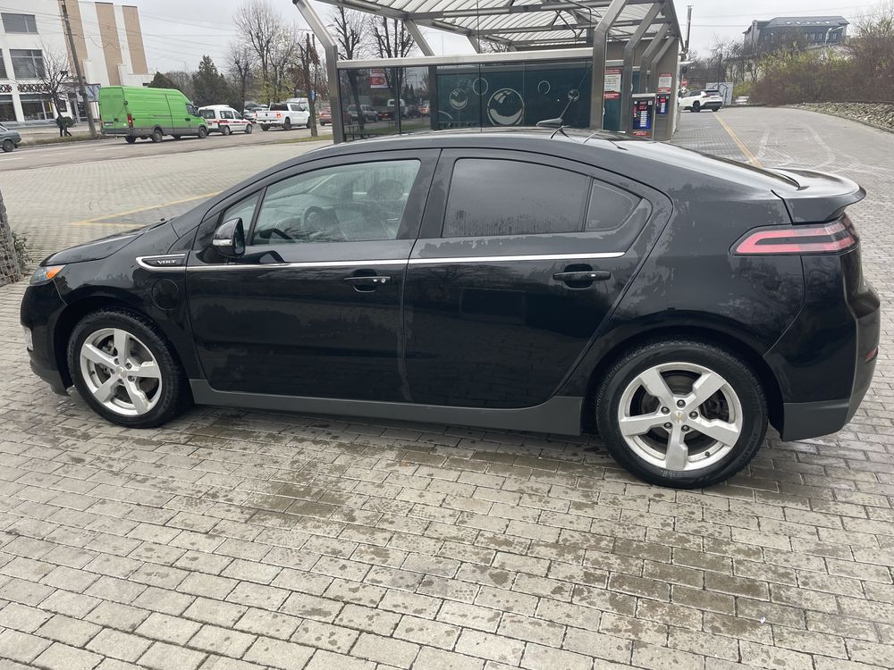 Продам свій Chevrolet Volt 2014 I покоління - 1,4 PHEV AT