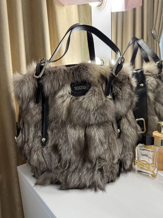 Сумка хутряна tods