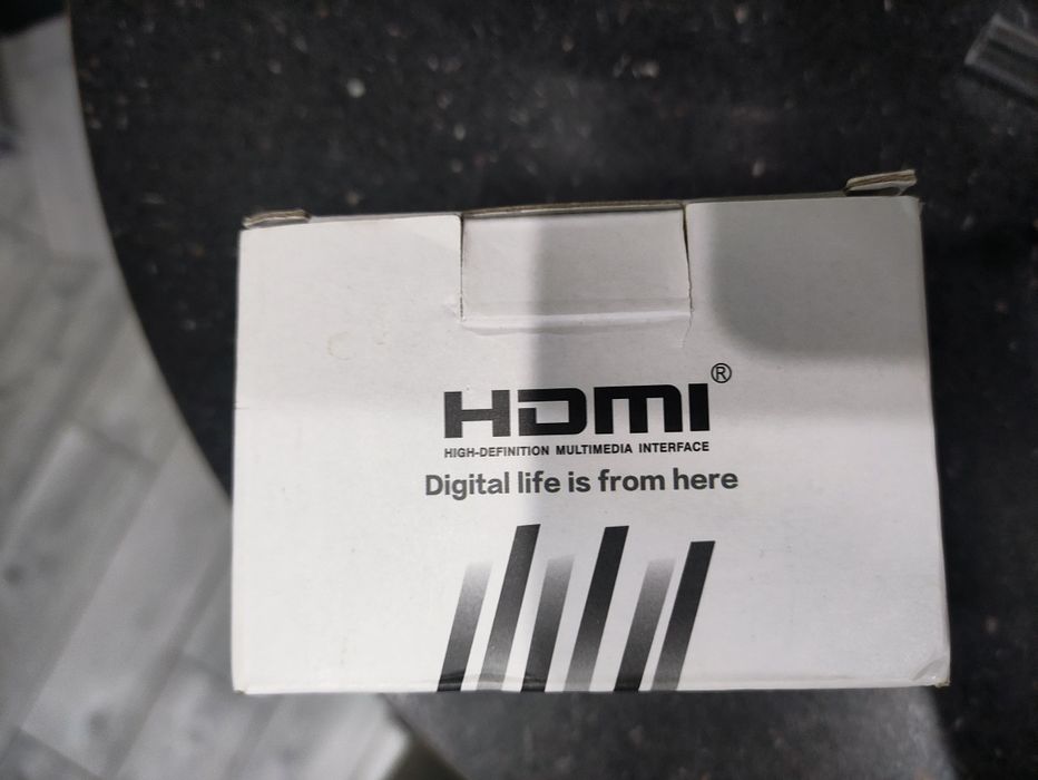 HDMI аудиоэкстрактор Navceker ZY-HS11
HDMI 2.0b и HDCP 2,2,4K, 60 Гц,